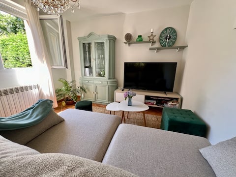 Propiedad de Airbnb exitosa: Nice house with big garden 9 min walking the beach en Ribamontán Al Mar