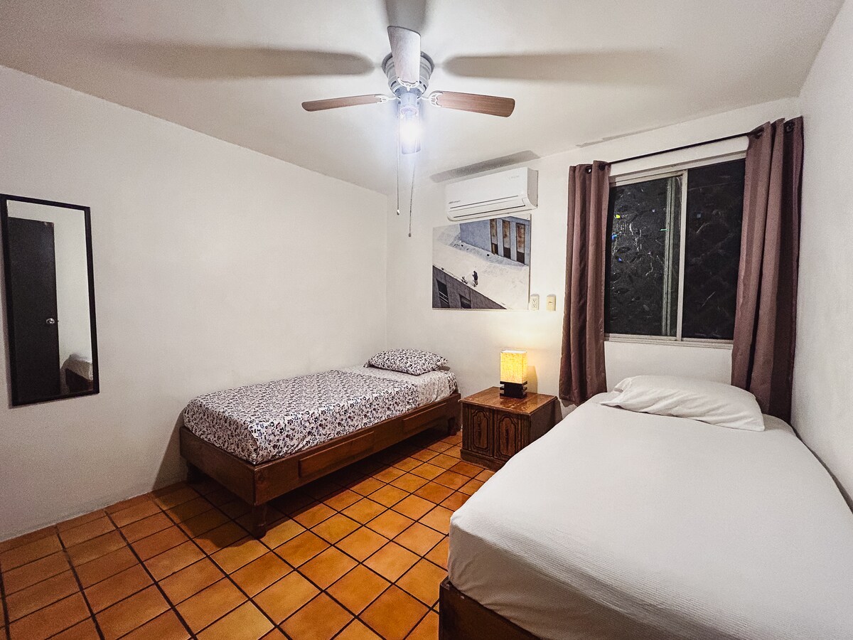 საძინებელი 1