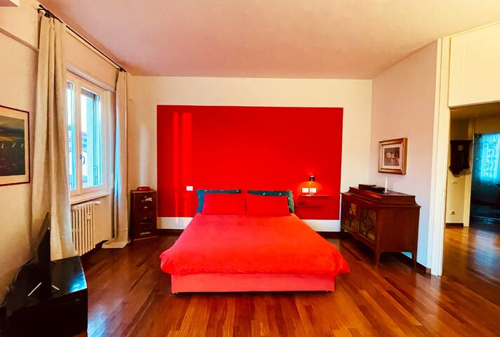 Niva – Downtown Luxury Home – Bergamo gallery image 4