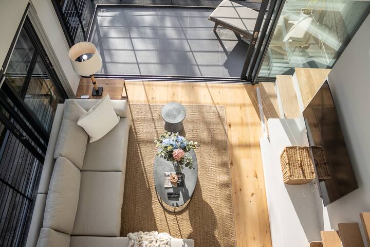 Apartment in Sea Point (With Inverter) gallery image 5