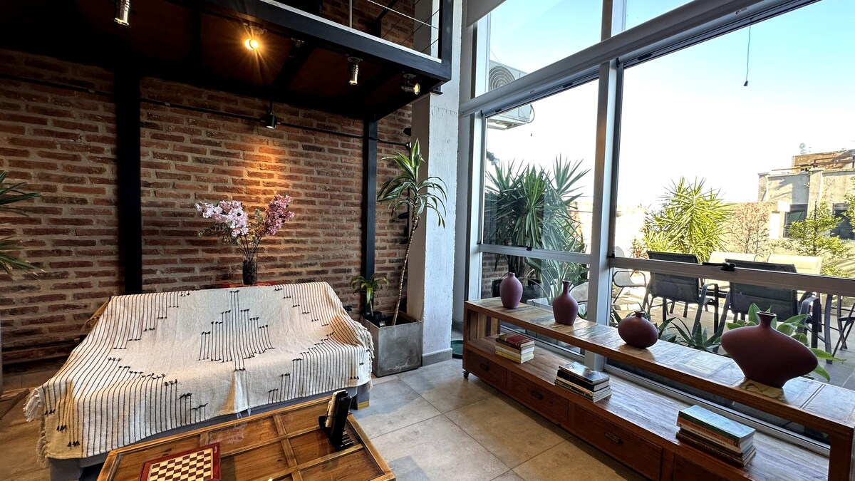Loft industrial de 1 dormitório em La Boca