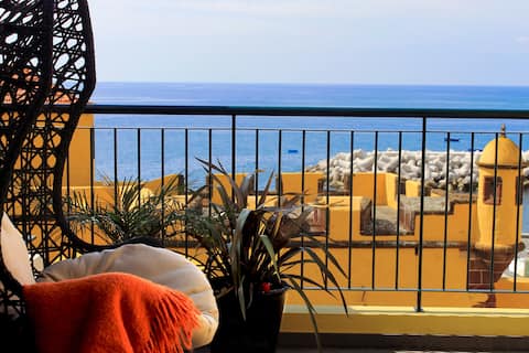 Successful Airbnb property: SeaBalcony Apartment in Funchal (Santa Maria Maior)