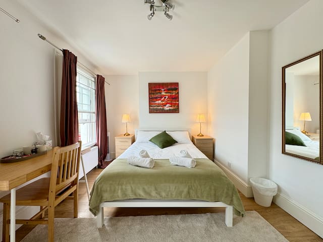 Roomy Apartment in King’s Cross