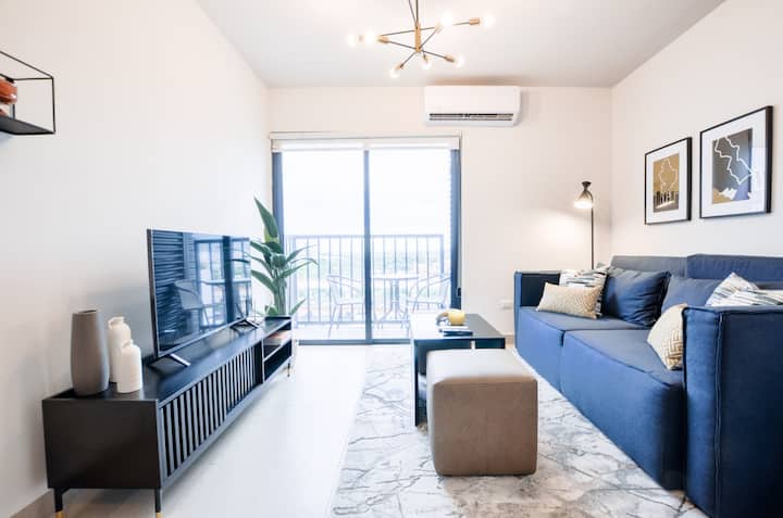 ¡A Pasos De Paseo Santa Lucía! - Cama King + Wifi - Monterrey