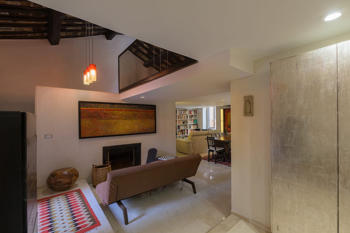 Elegante duplex su 2 livelli con 2 bagni e biciclette - Trastevere — Soggiorno 1 1 | Casa vacanze LovedHomes a Roma