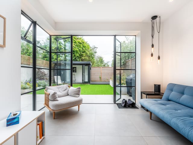 Beautiful Retreat St Margarets London Free Parking