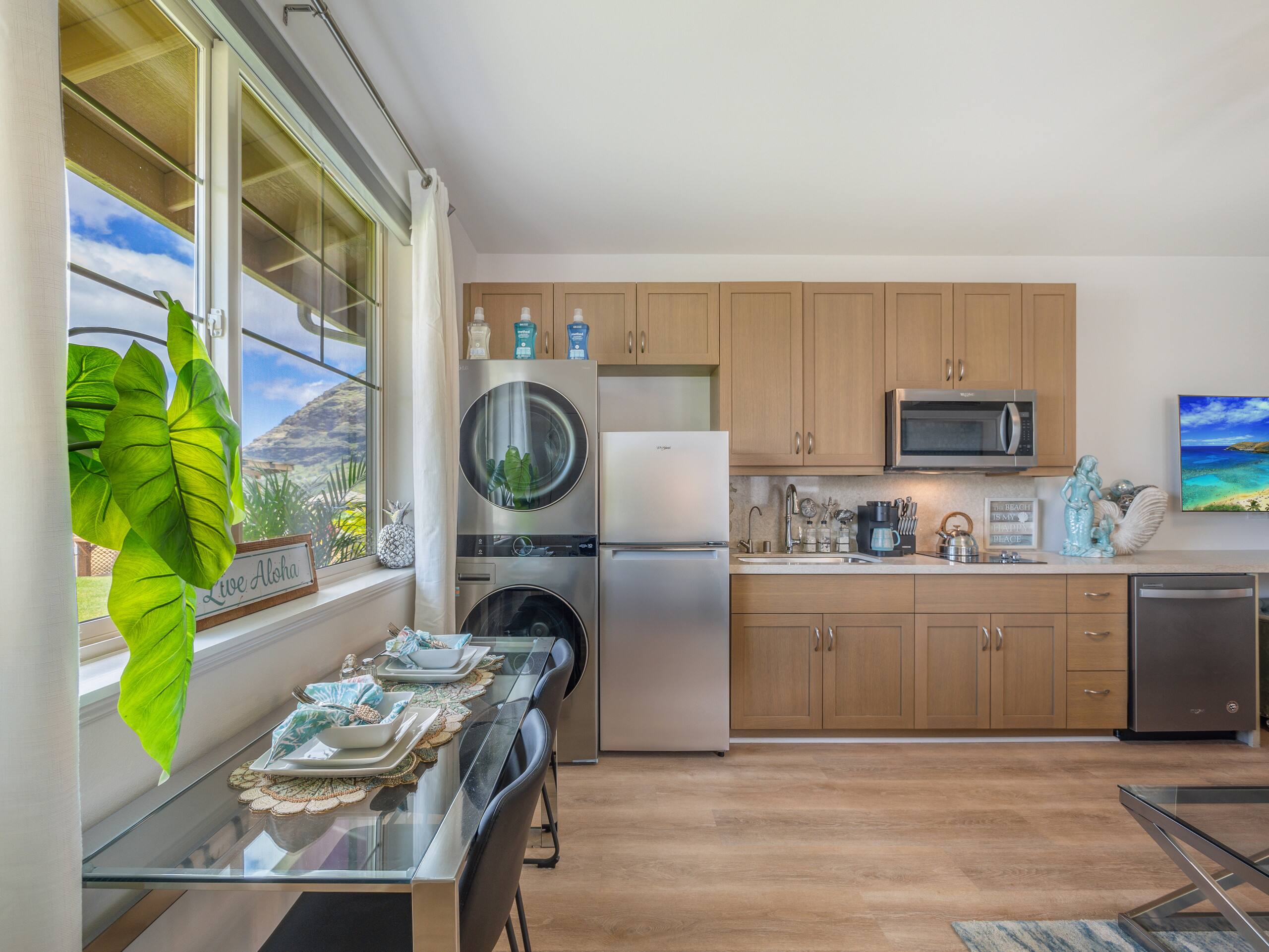 Home in Waianae · ★5.0 · 7 bedrooms · 9 beds · 6 baths - Image 435