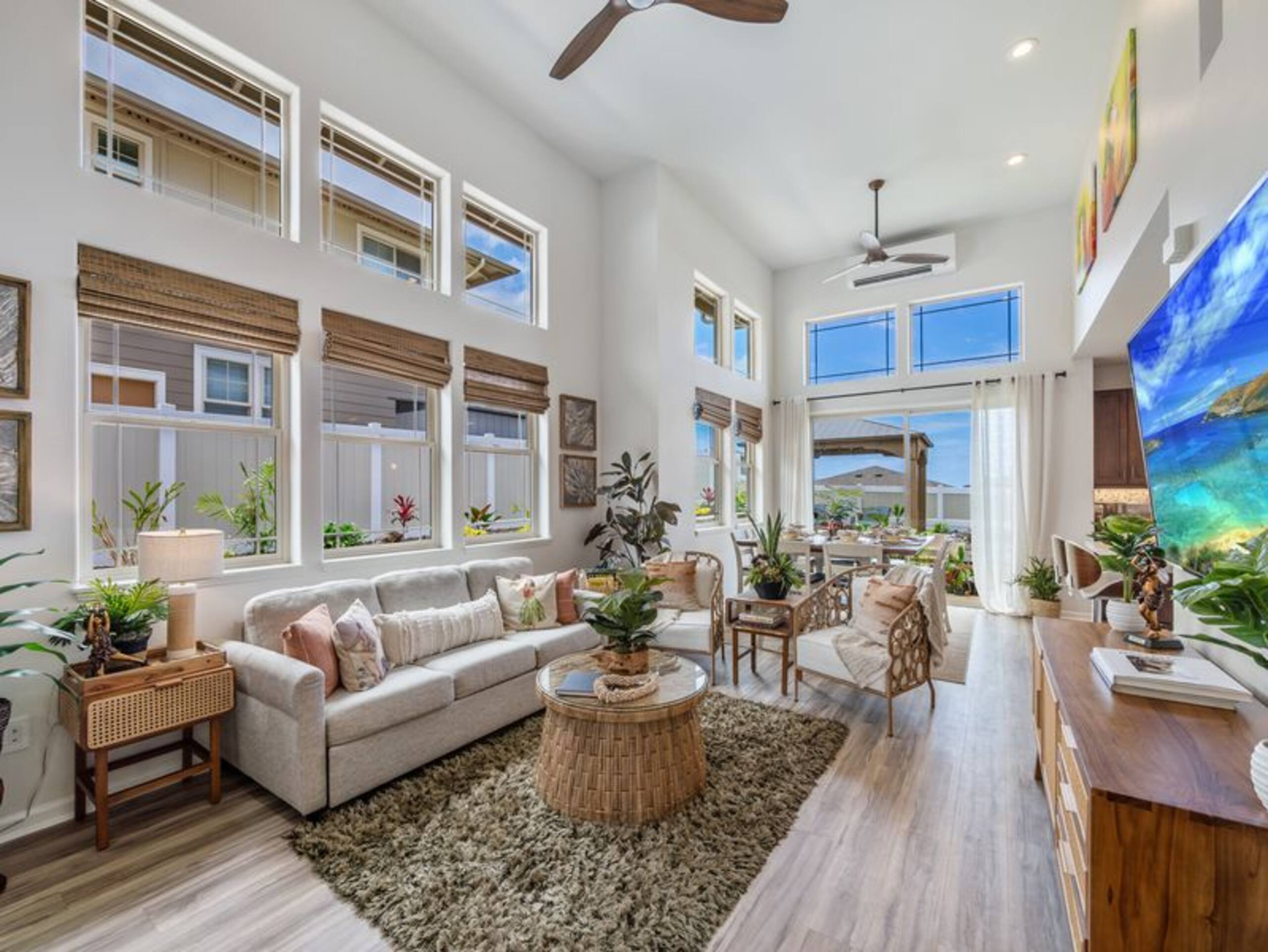 Home in Waianae · ★5.0 · 7 bedrooms · 9 beds · 6 baths - Image 26