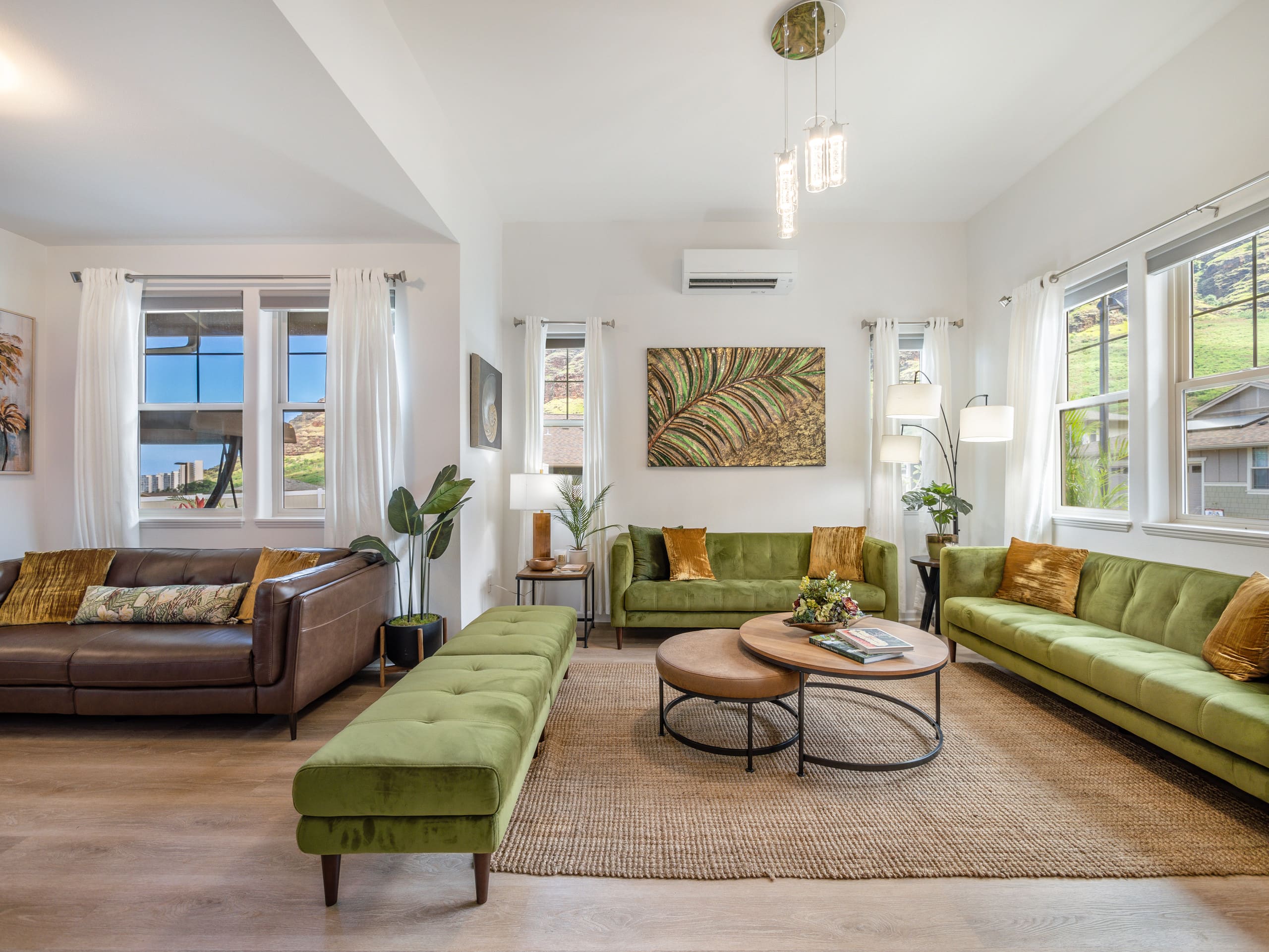 Home in Waianae · ★5.0 · 7 bedrooms · 9 beds · 6 baths - Image 7