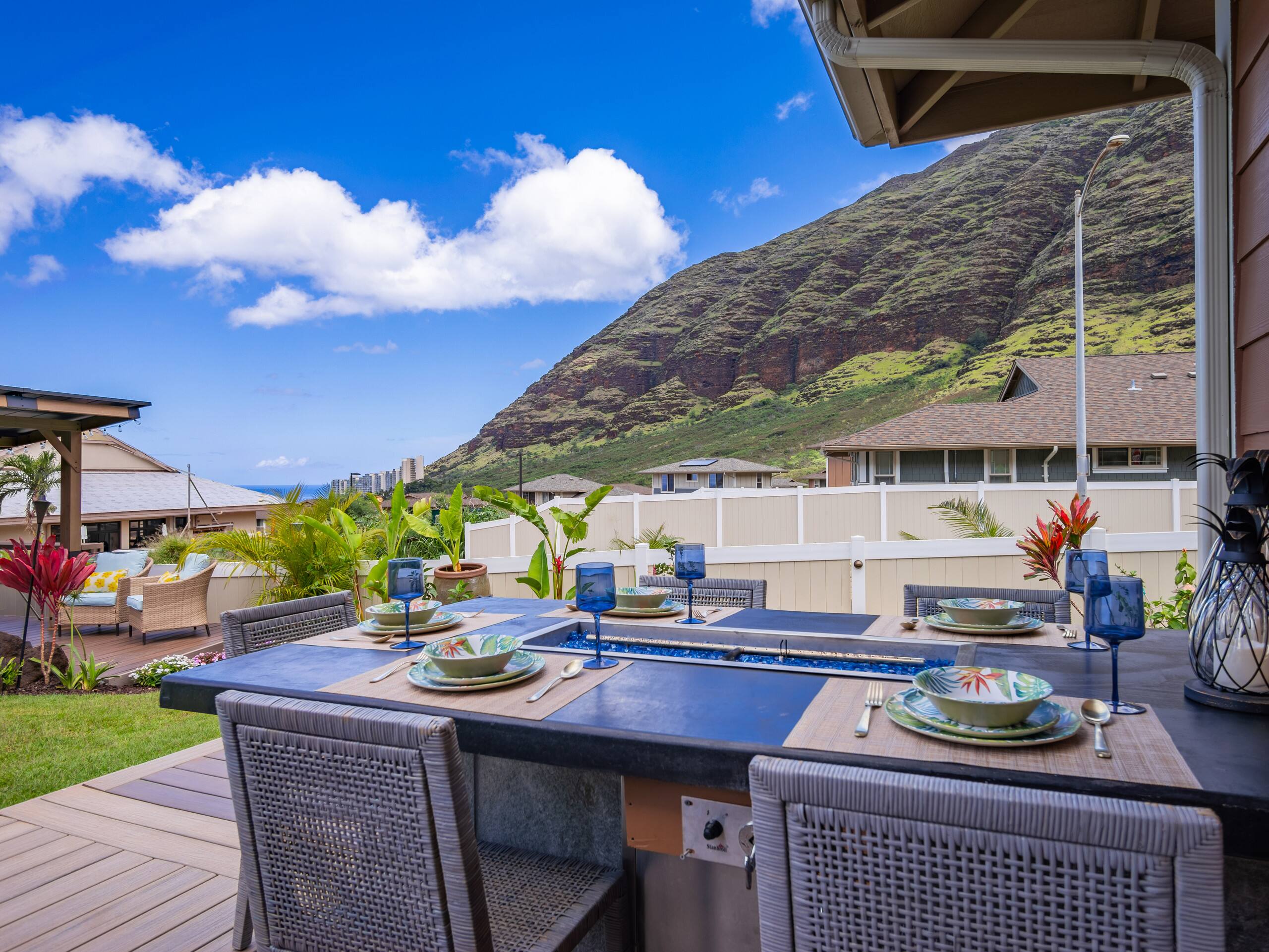 Home in Waianae · ★5.0 · 7 bedrooms · 9 beds · 6 baths - Image 291