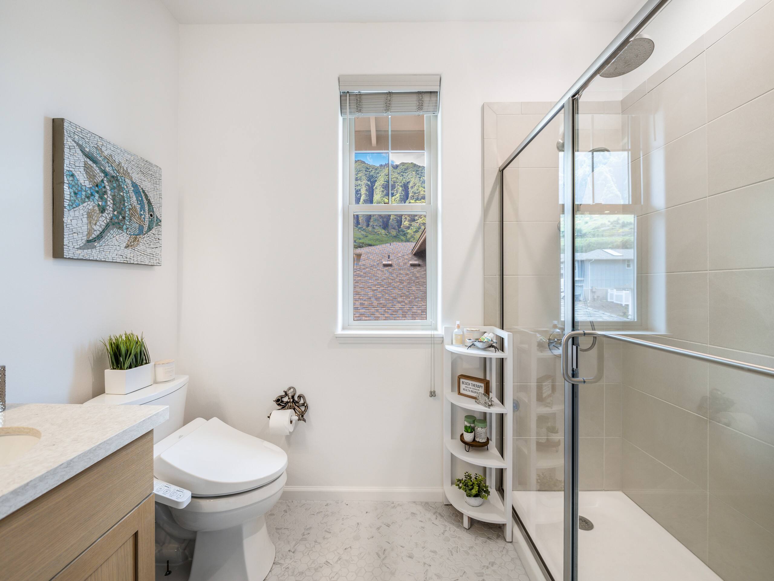 Home in Waianae · ★5.0 · 7 bedrooms · 9 beds · 6 baths - Image 260