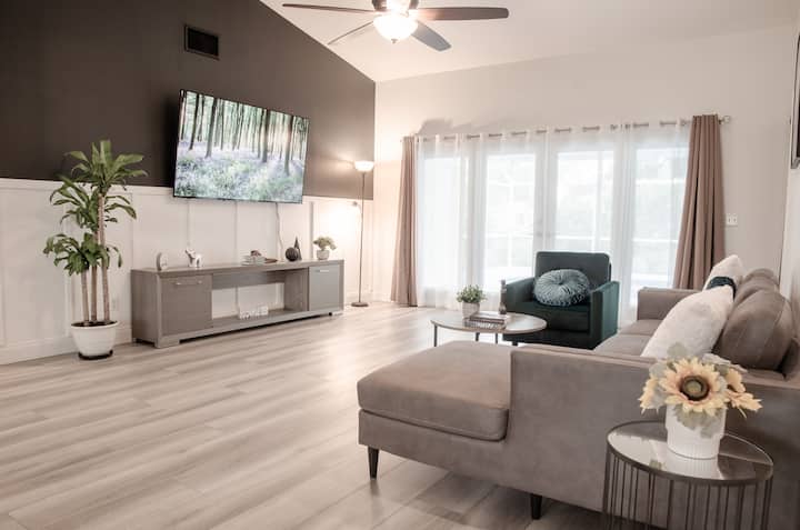 Hidden Gem With Pool. Perfect For Family Getaway - Fort Myers