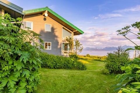 Oceanfront Breathtaking Views!