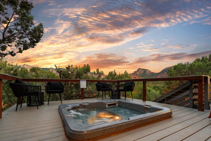 Onyx on the Creek, Panoramic Red Rock Views - Houses for Rent in