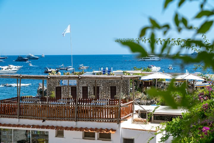 Dolce Vita Beach House By The Sea | Walk To Beach - Capri (island)
