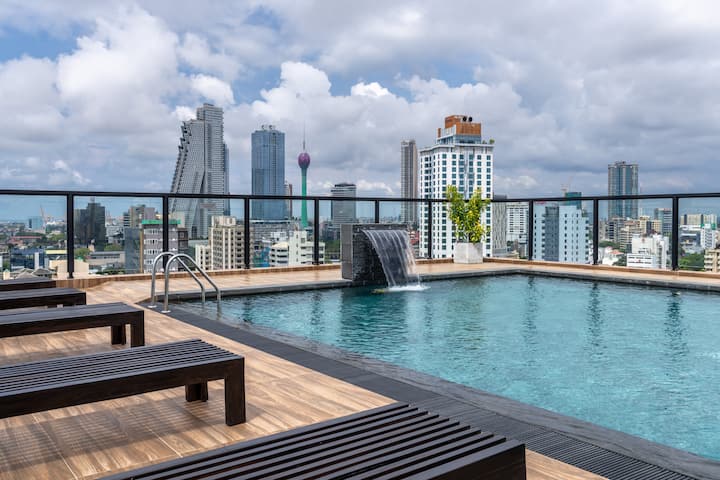 Rooftop Jacuzzi Pool | Full Aircon 4BR | Colpetty