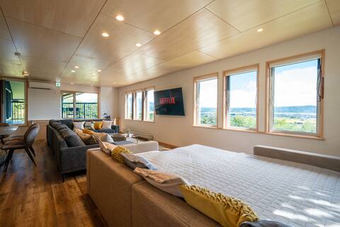 THE KOKAGE【Villa overlooking Furano】