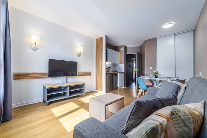Relax Flat 4pax + Pool + Parking 5 Min Disneyland - Magny-le-Hongre