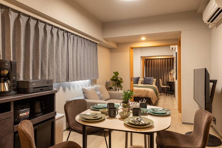 Downtown.Unforgettable journey#501 gallery image 3