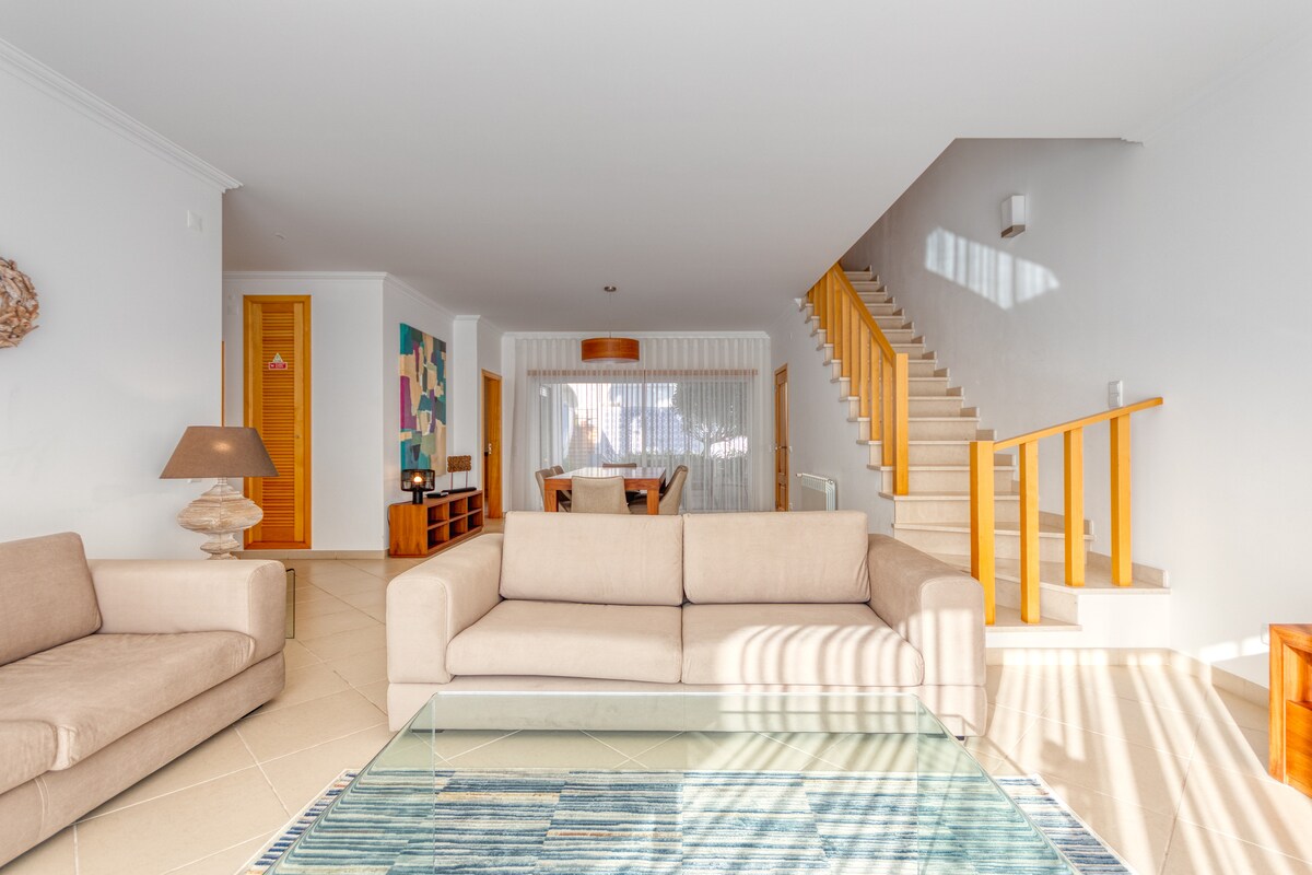 Airbnb em destaque: Praia D'El Rey A4 - Golf & Beach em Amoreira