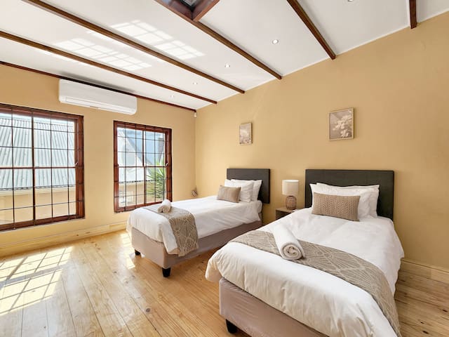 Renovated/City Central/Spacious/Family holiday