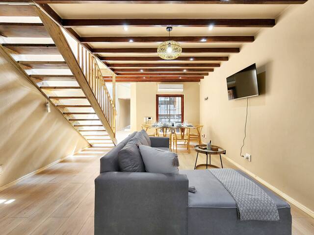 Renovated/City Central/Spacious/Family holiday gallery image 4