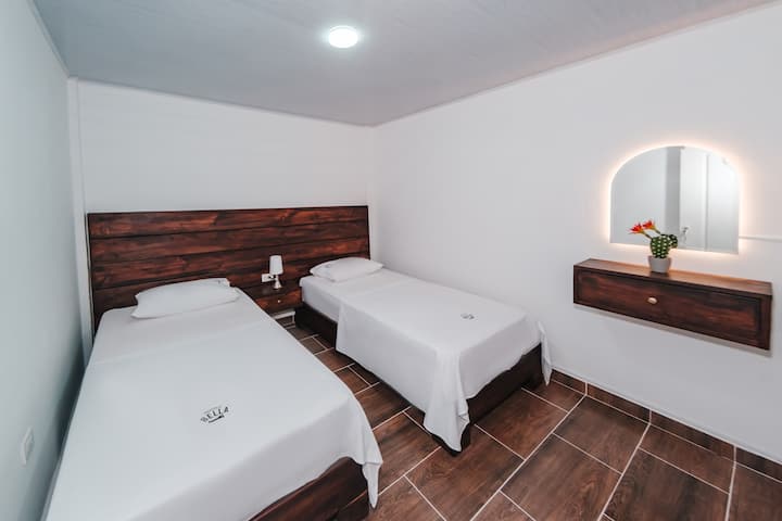 غرفة النوم 2