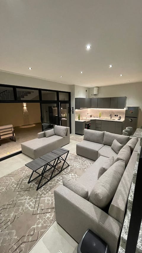 Rose Inn Villa - 7 (3 Bedrooms)