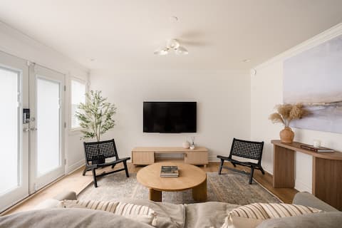 Successful Airbnb property: Boutique West Side Suite · Near UBC & Beaches in Arbutus Ridge