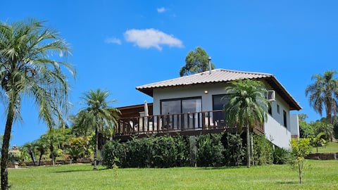 Casa Beija-Flor / @sitiopousadatalisma [Hummingbird House / @sitiopousadatalisma]