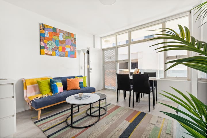 Sundeck Surfscape—upbeat Beachside Living In Bondi - ボンダイ・ビーチ