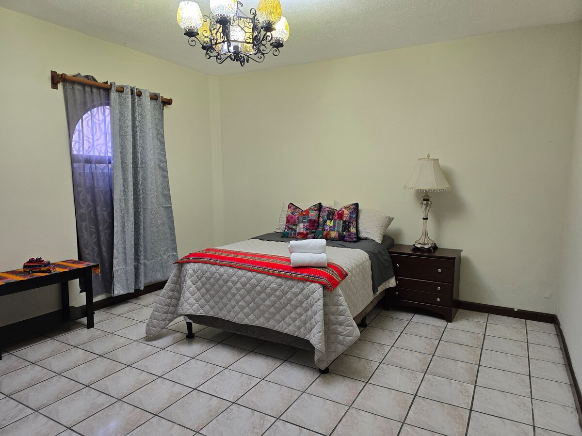 Just 3 minutes from the airport A Houses for Rent in Ciudad de