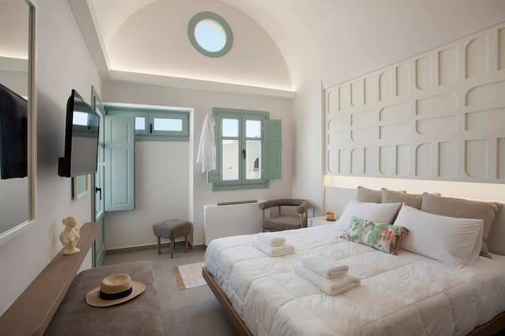 Një dhomë gjumi e bukur dopio në vilë!