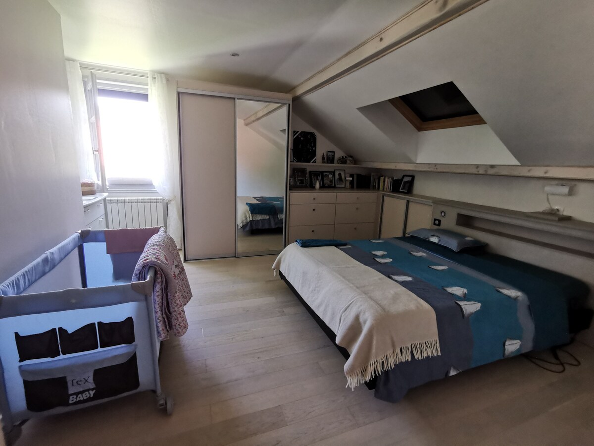 საძინებელი 1