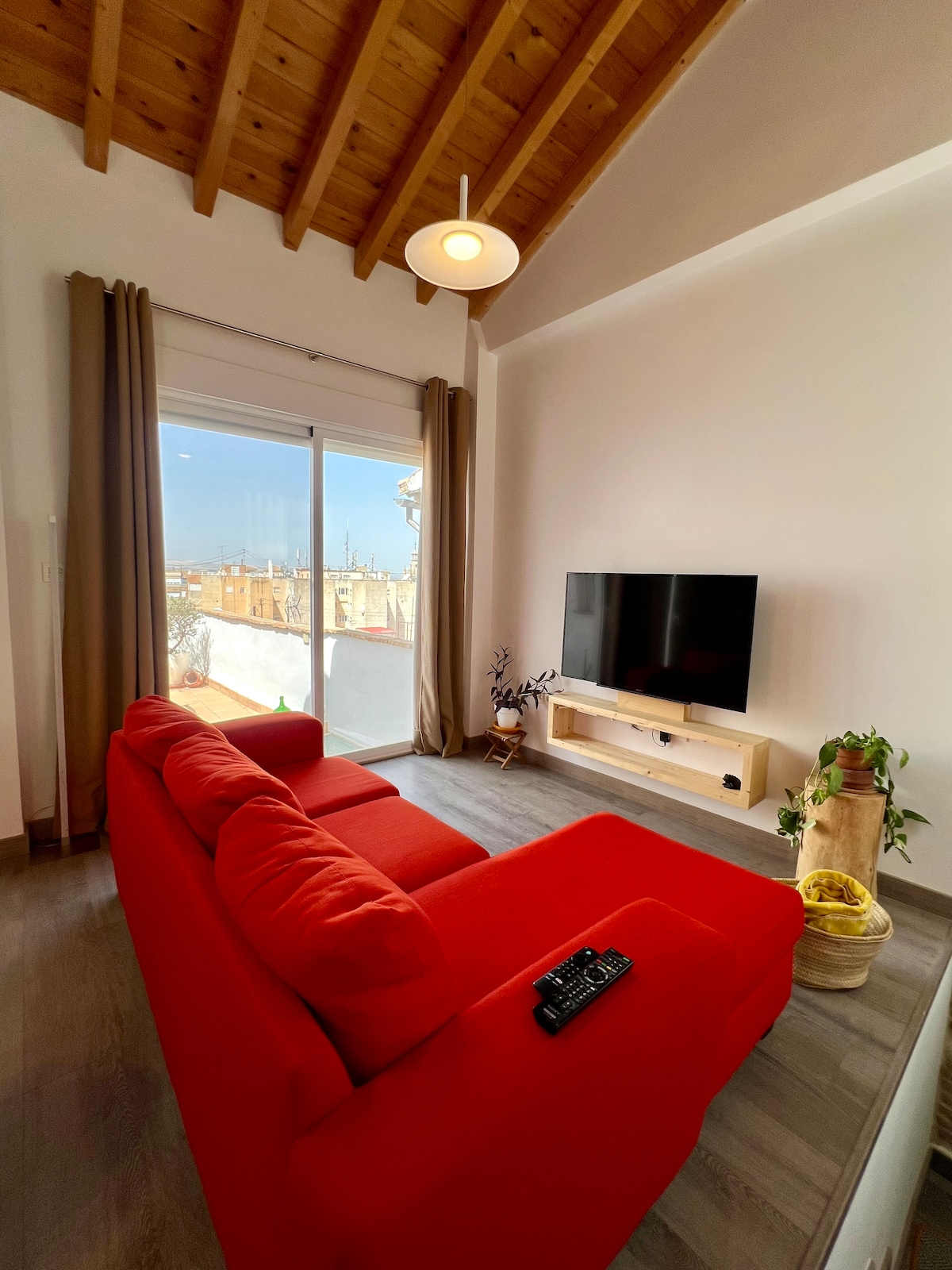 Sacromonte Cave House — view 6