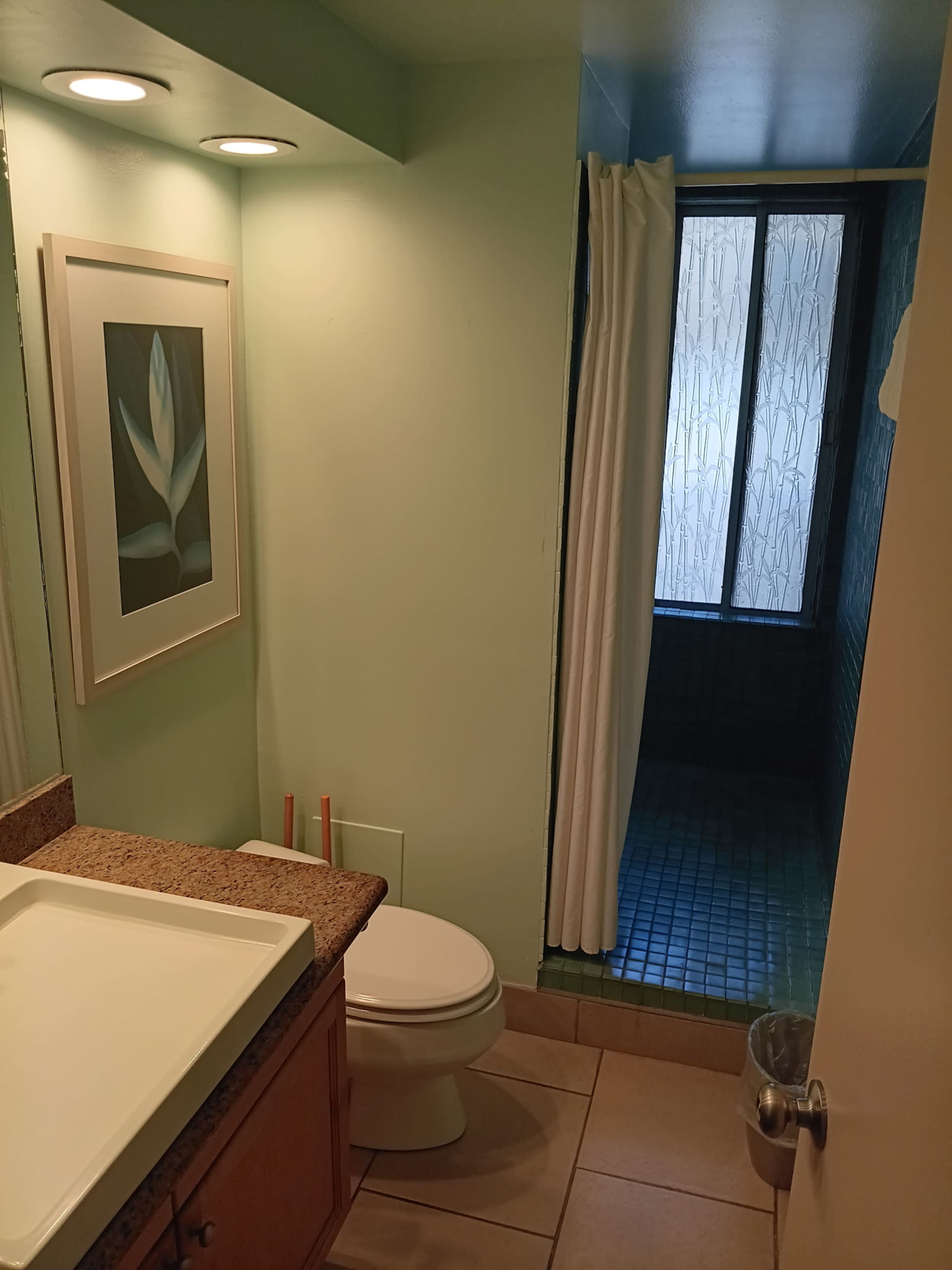 Hotel in Honolulu · ★4.53 · 3 bedrooms · 3 beds · 1 private bath - Image 7