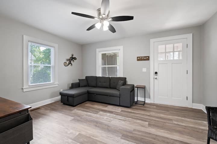 Cute, New Home In Buckroe Beach! - Hampton, VA