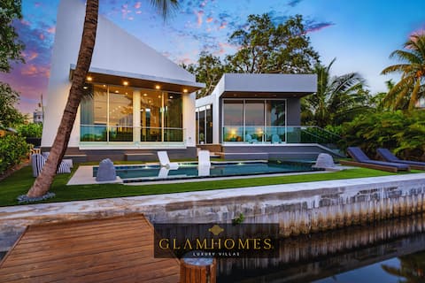 New Waterfront Luxury Villa | Glamhomes