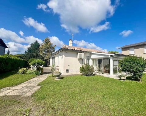 La Maison Arcachonnaise – Free Parking – Bus – Tram