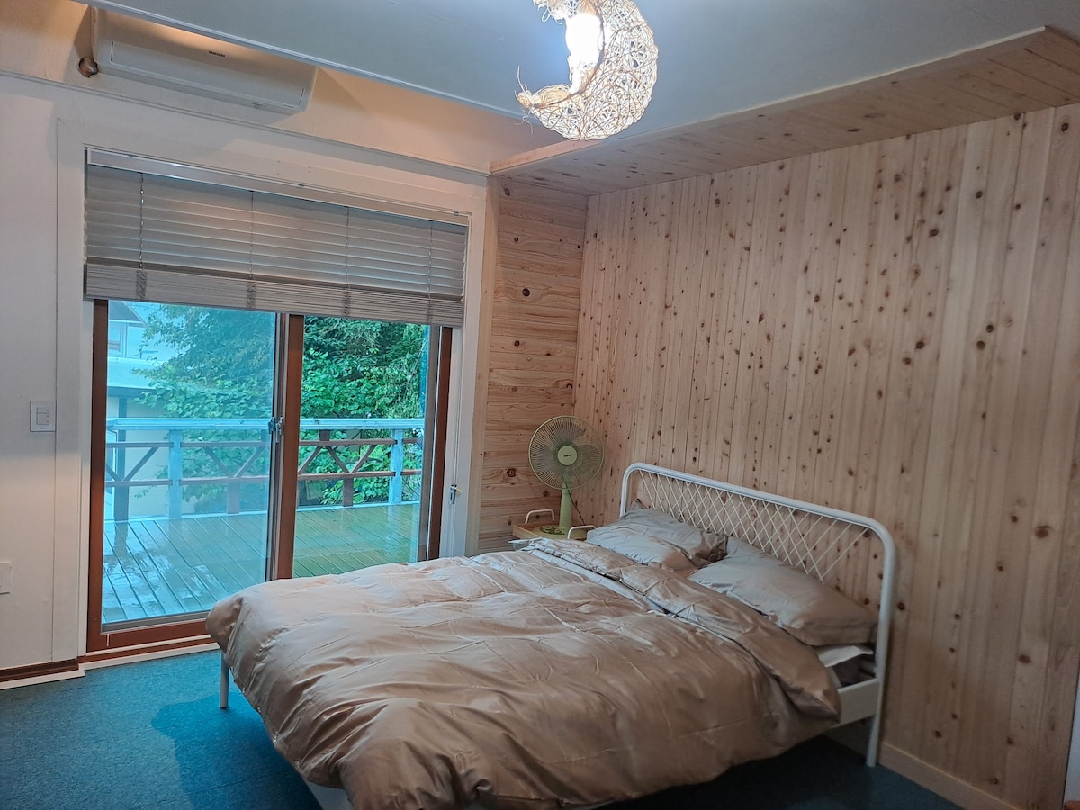 Спална соба 2