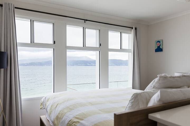 The Beach House, step right onto the sand gallery image 2