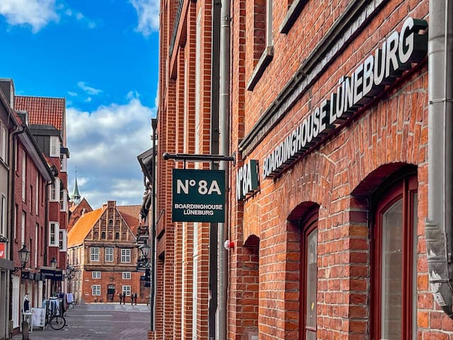 No8A BoardingHouse Lüneburg managed Airbnb listing 3