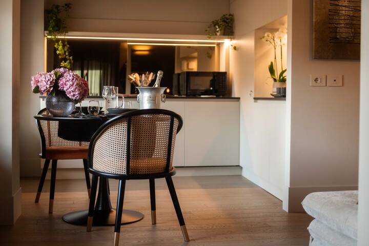 Combined Twin Apartments · Historic Centre gallery image 5