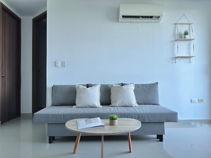 Sofa bed for 3 people. When extended, the bed is double size (135cm x 194cm)