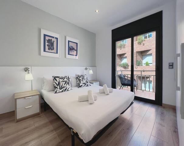 Penthouse with amazing terrace, 9 guests 3 bedroom gallery image 4