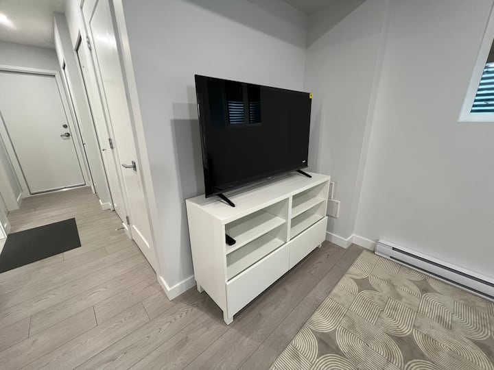 Cozy Suit With Private Entrance - Langley