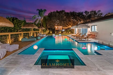 Elysian Villa | Treehouse | Cinema & Courts