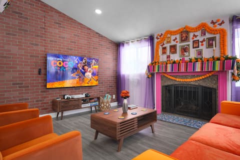Successful Airbnb property: Pixar Pier: Heated Pool, Arcade, Golf, and More!+ in Garden Grove