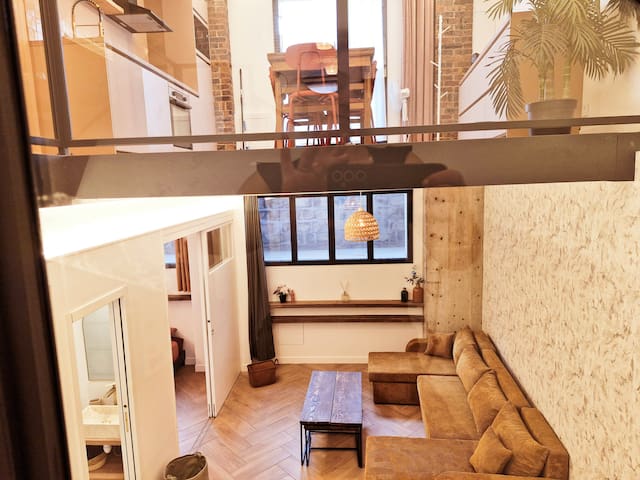 Century 21 managed Airbnb listing 2