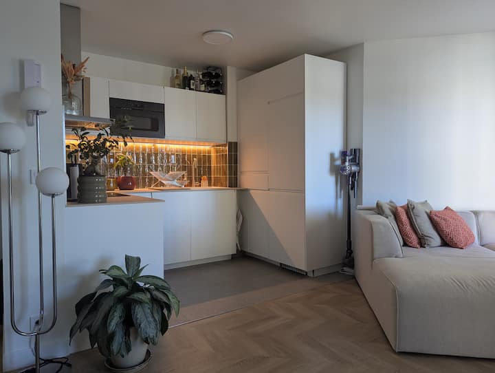 Cocon Romantique Avec Balcon • Aux Portes De Paris - Villejuif
